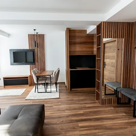 Aparthotel Aris *