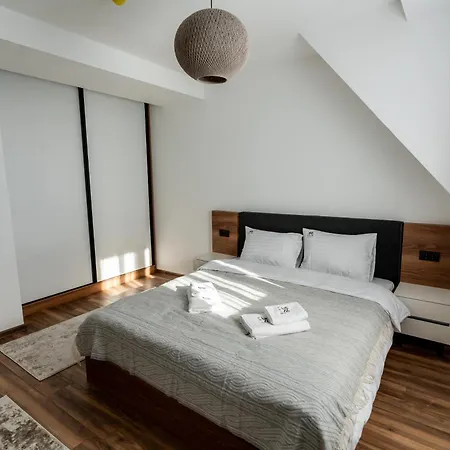 Aparthotel Aris