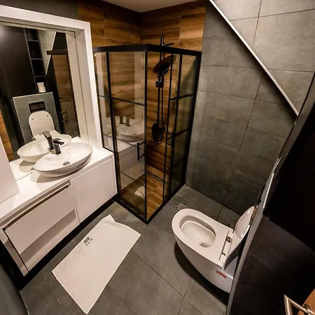 Aparthotel Aris *