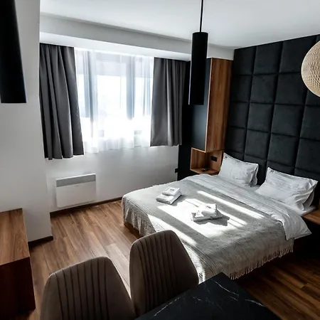 Aparthotel Aris