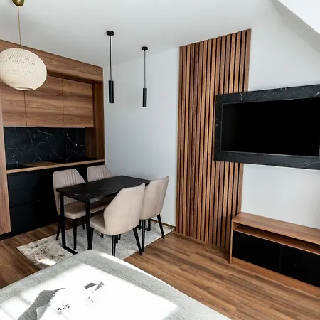 Aris 아파트호텔