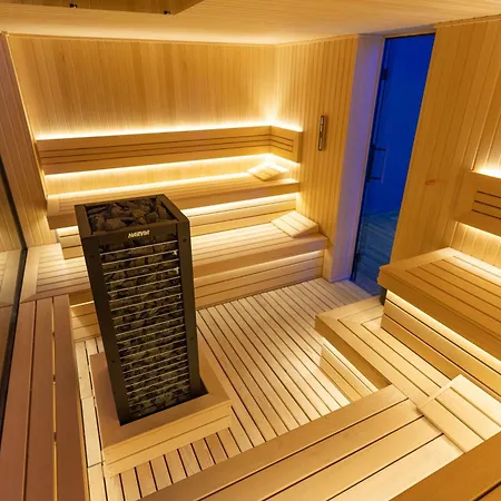 Aparthotel Aris *