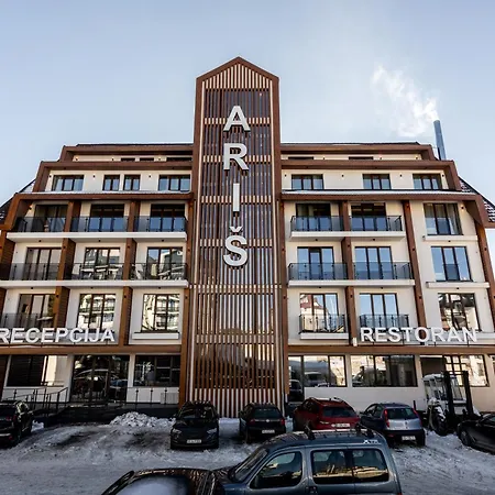 Aris Aparthotel *